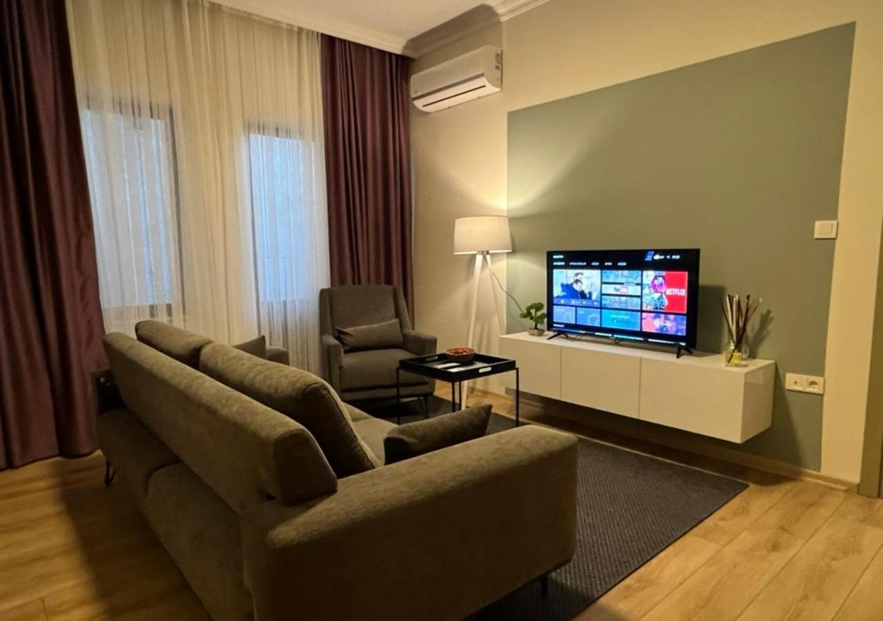 Apart Otel Comelivego Cihangir 31 *
